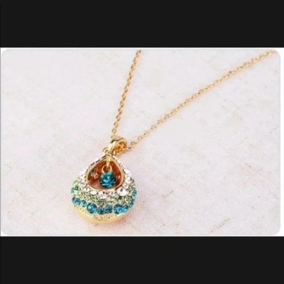 Peacock Color Gemstones in 18k Gold Plated Chain Necklace NWT - Picture 2 of 3